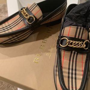 Burberry loafers flats shoes 39